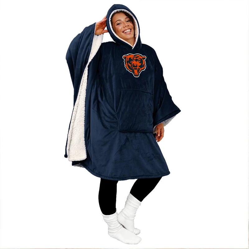Game Day Oversized Wearable Sherpa Fan Cape