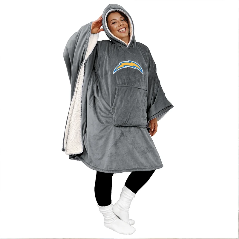 Game Day Oversized Wearable Sherpa Fan Cape