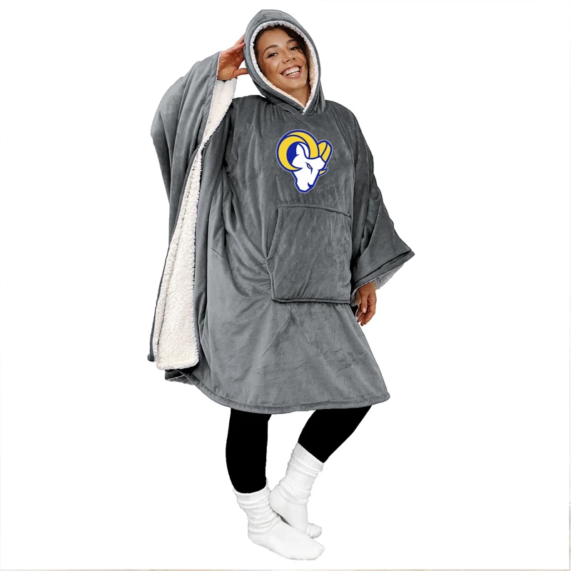 Game Day Oversized Wearable Sherpa Fan Cape