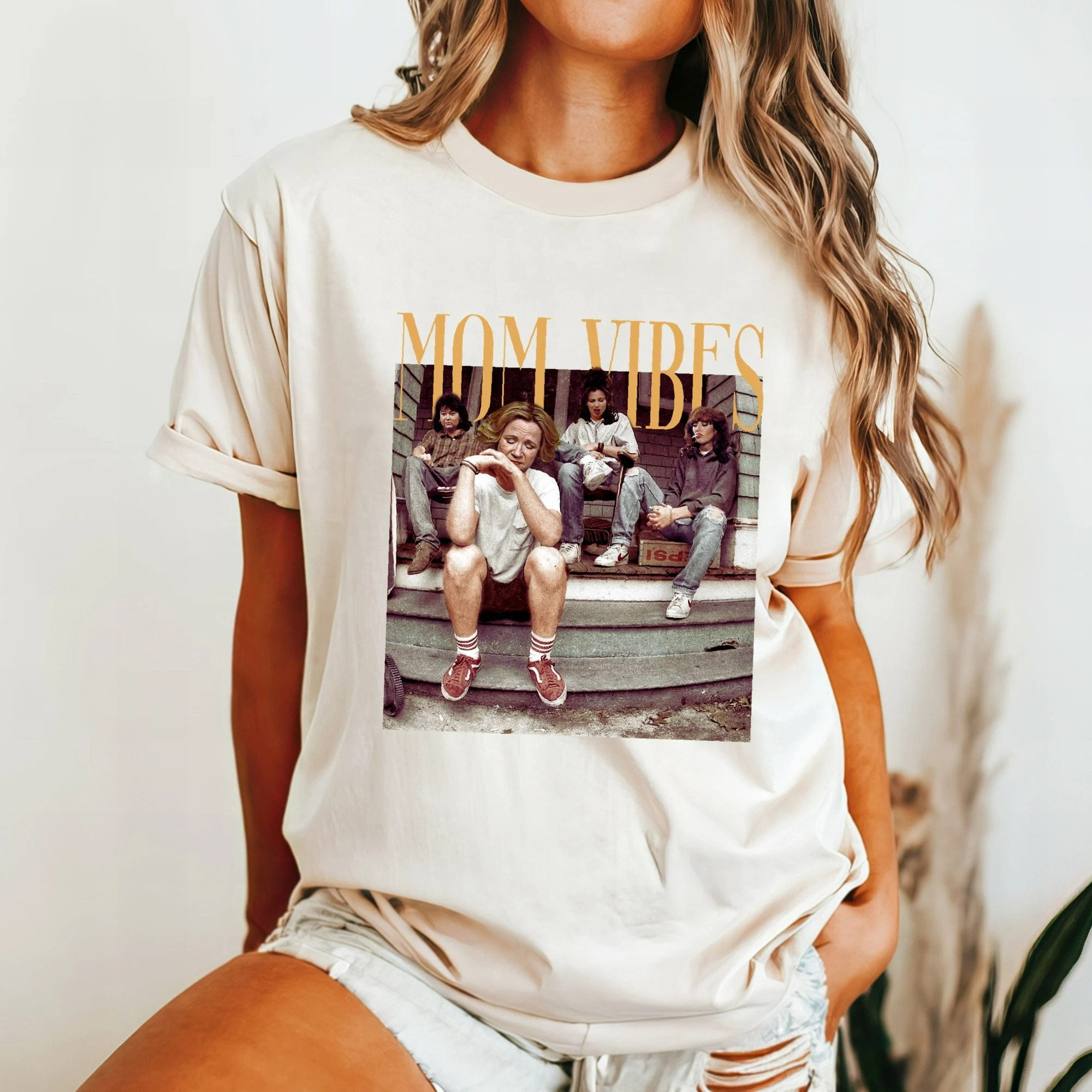 Retro Mom Vibes Sweatshirt, 90s Mom Vibes T-Shirt