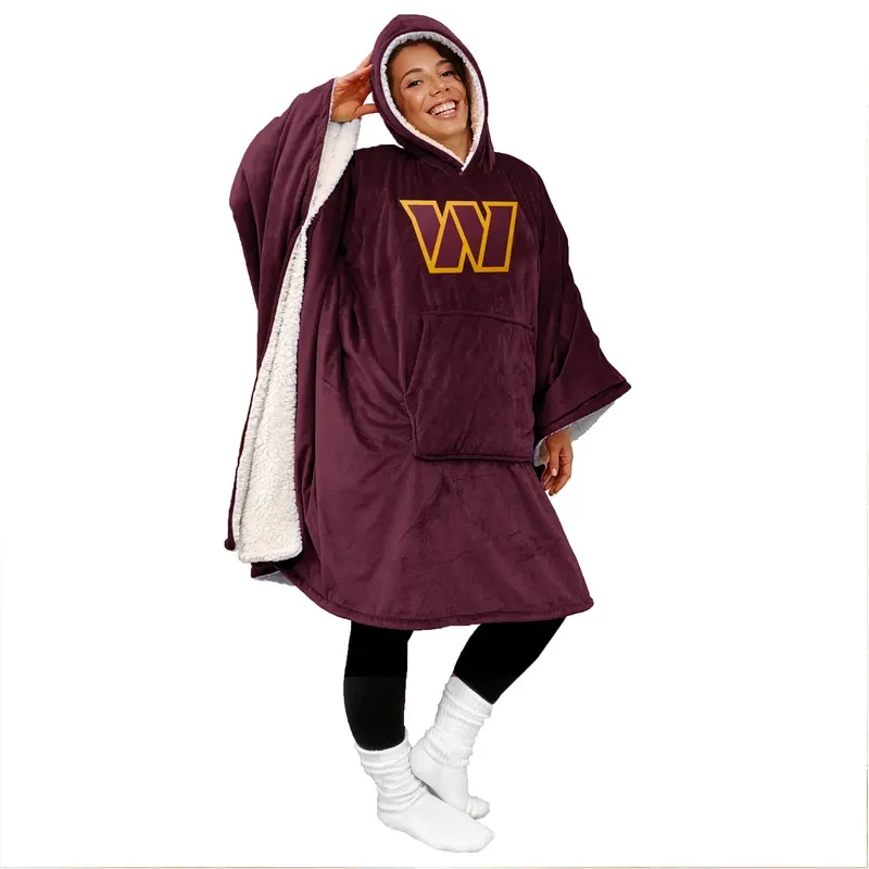 Game Day Oversized Wearable Sherpa Fan Cape