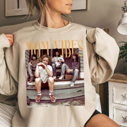 Retro Mom Vibes Sweatshirt, 90s Mom Vibes T-Shirt