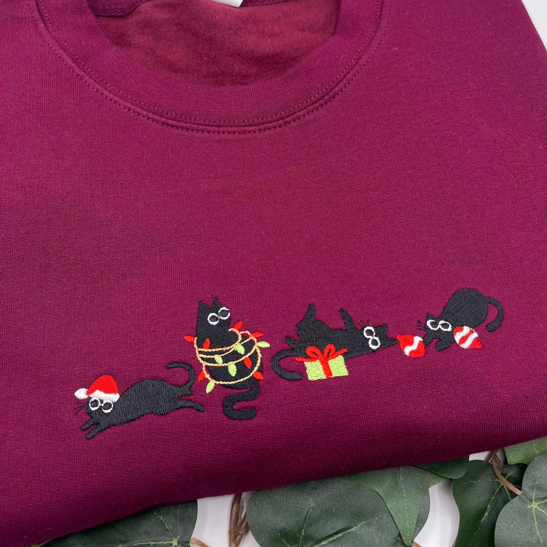 Christmas Cute Cat Embroidered Sweatshirt