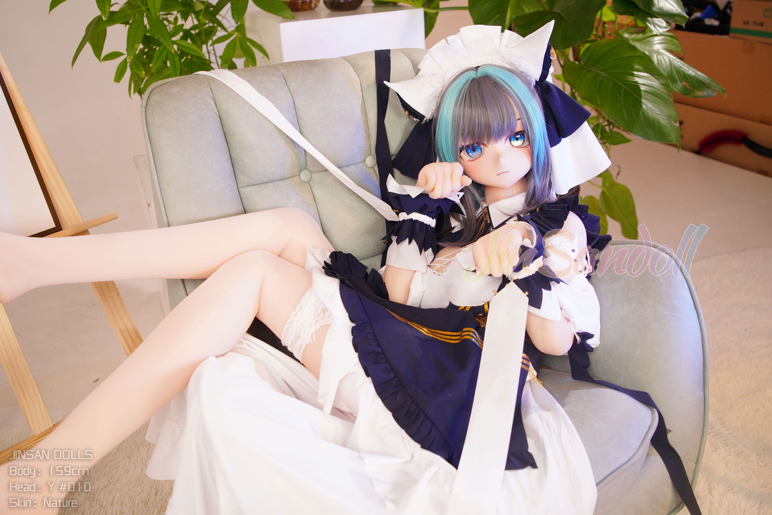 Anime sex doll Yukio, 159cm tall, wearing a maid outfit