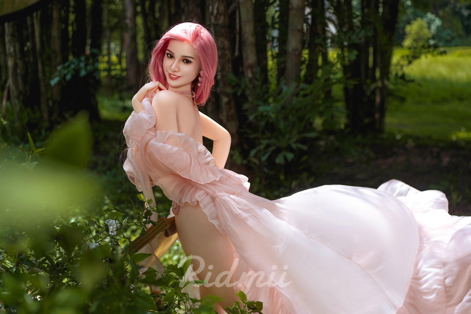 Cara doll with pink dress, outdoor portrait by Ridmii