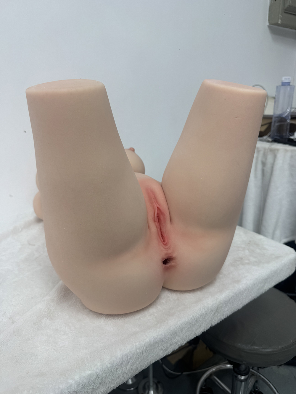 Iris - 40lb ROS Head Silicone Sex Doll Torso