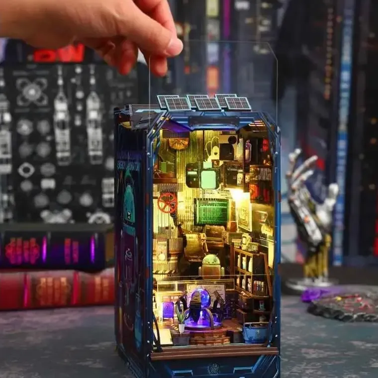 Dust-Free Display