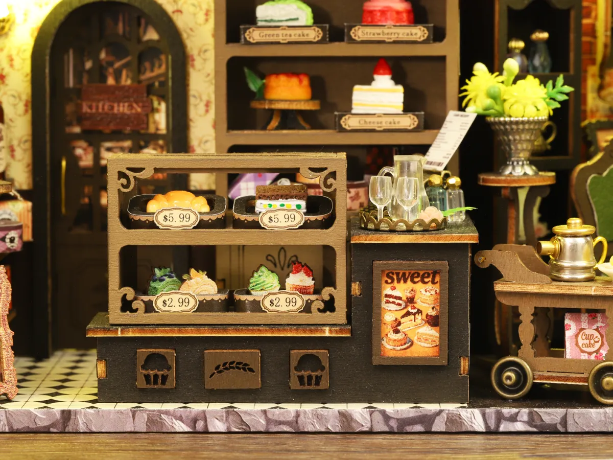 Vintage‑Style Glass Pastry Display Cabinet