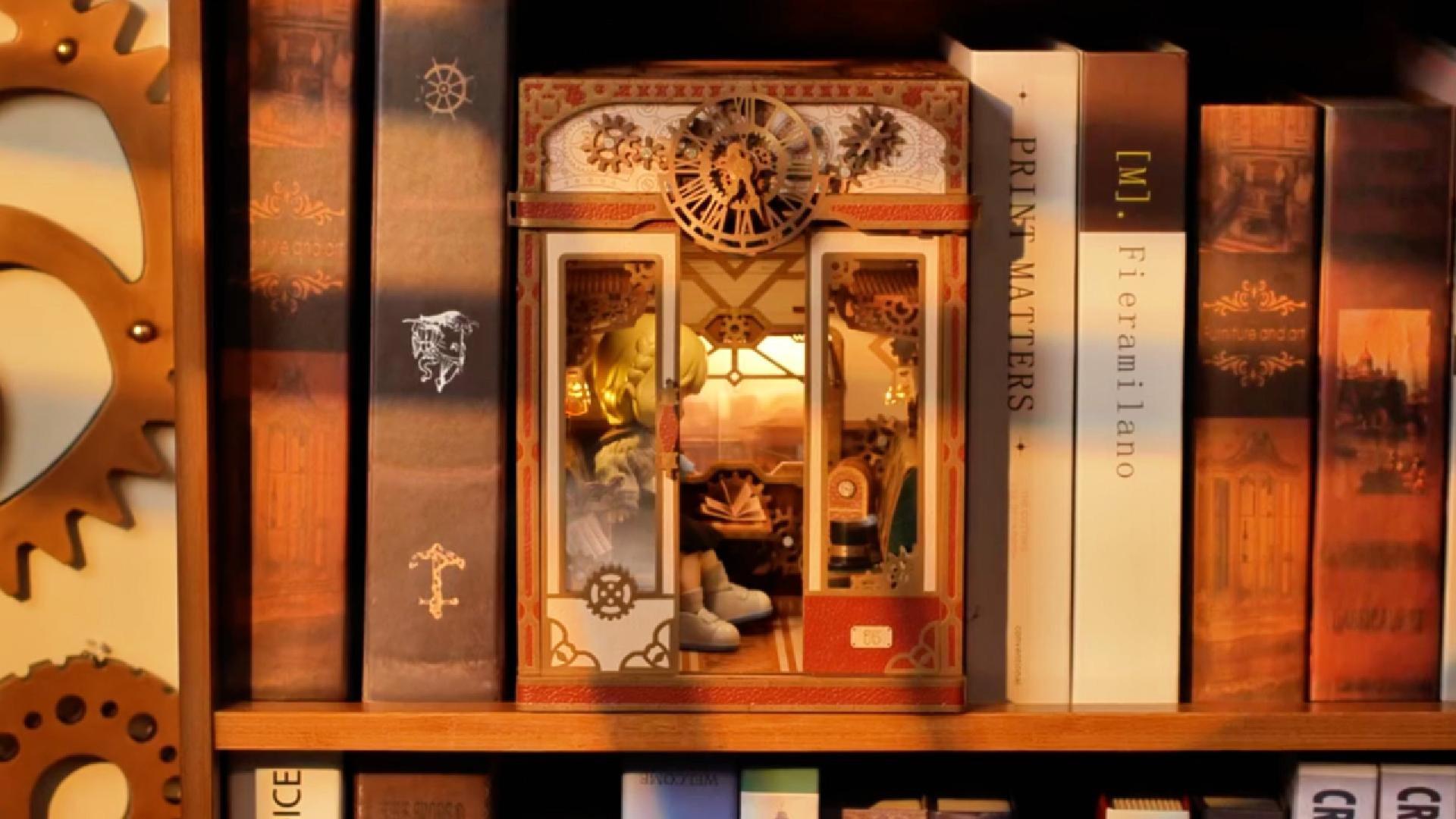 Infinity Train Cabin Series