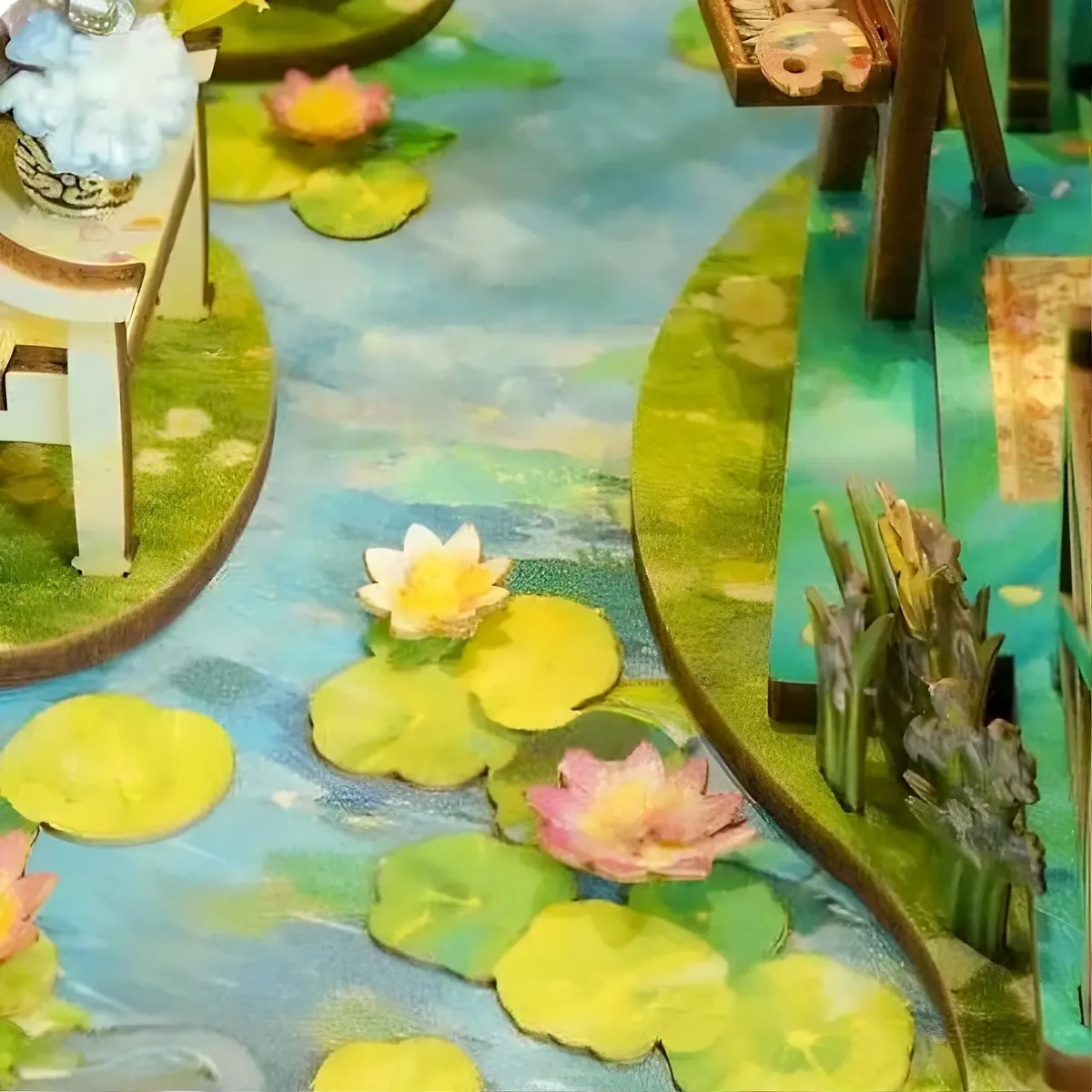 Hand Painted Layered Water Lily Pond Mini Waterscape Decor