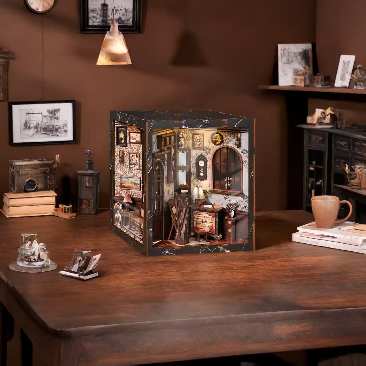 European Melody DIY Book Nook Kit