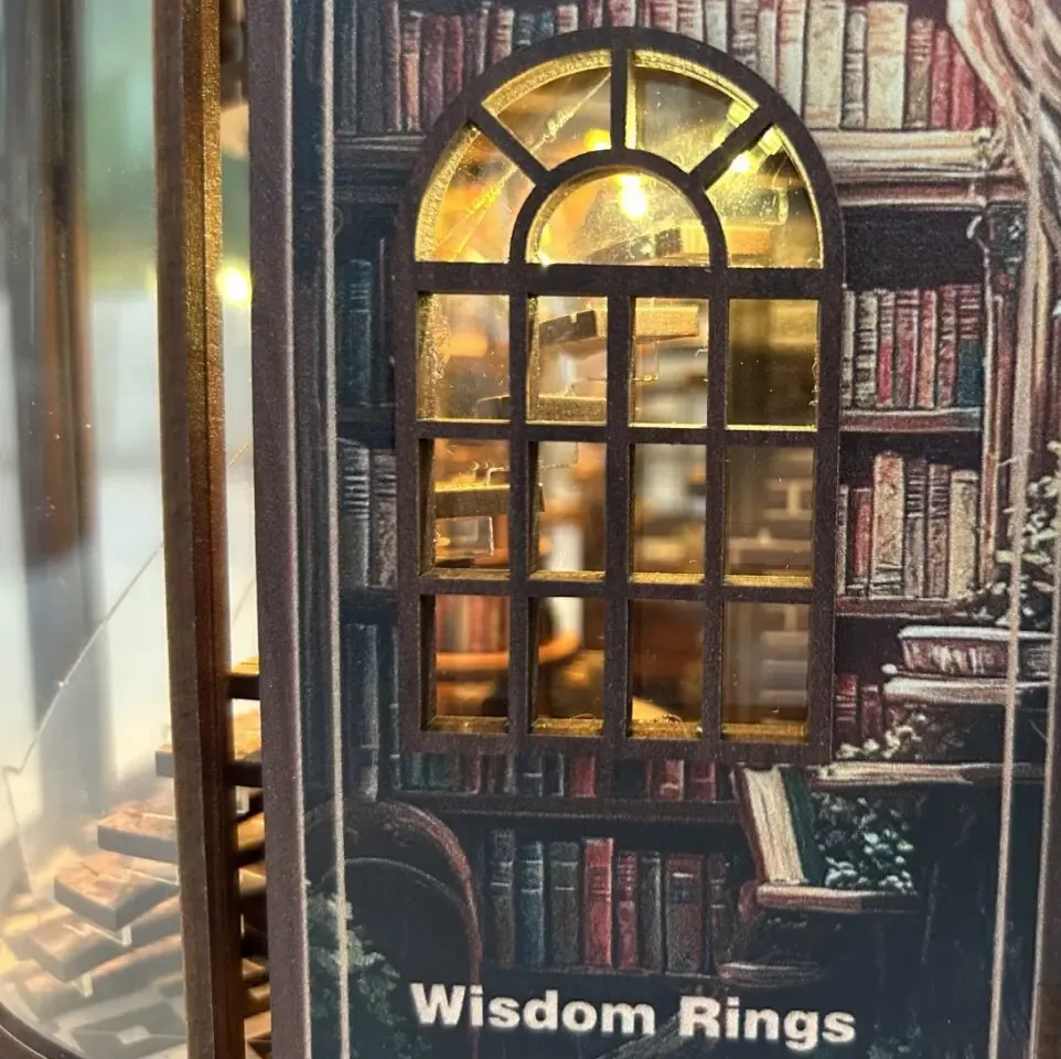 Arched Side Window Peephole