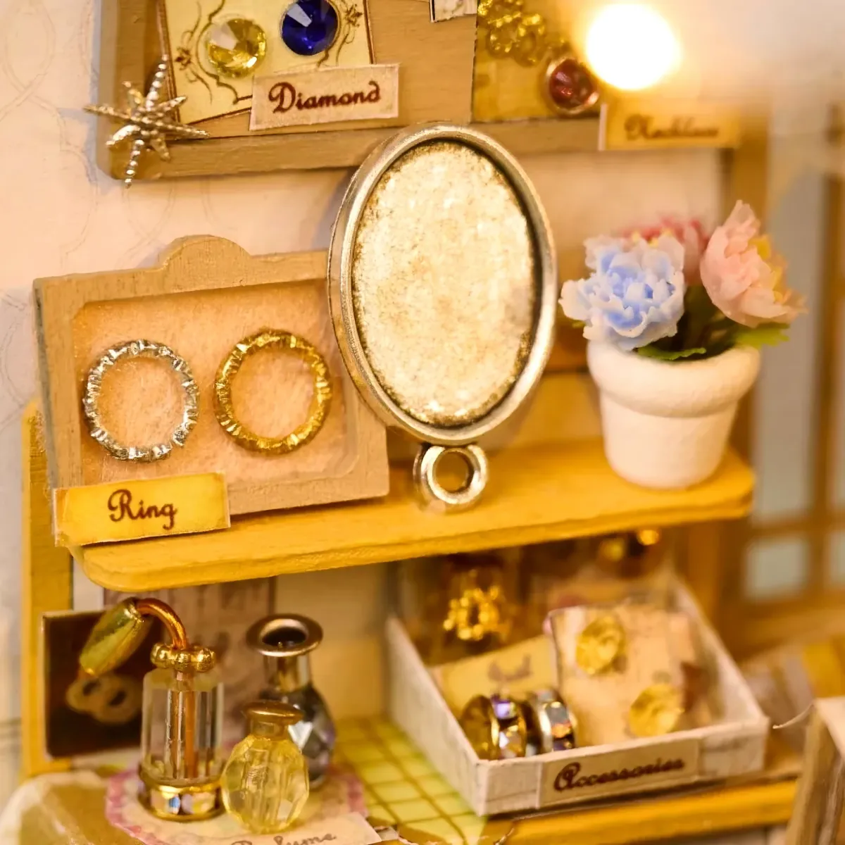 Étagère à bijoux vintage à plusieurs niveaux