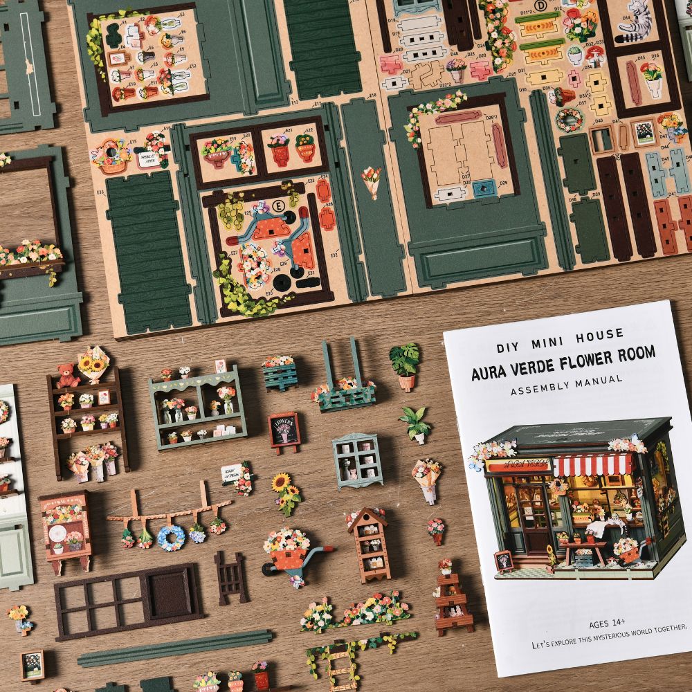 This is Aura Verde Flower Room DIY Mini House kit.