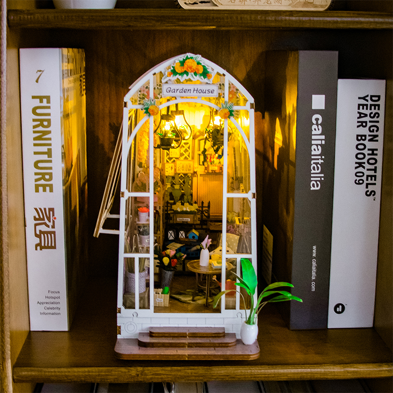 Garden House DIY Book Nook Kit-Book Nook World