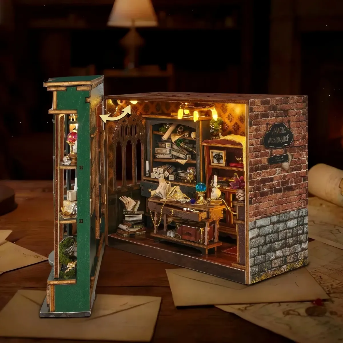 180 Degree Foldable Split Opening Bookend Structure