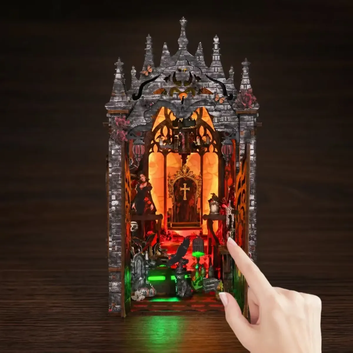 Système d'éclairage LED à activation tactile