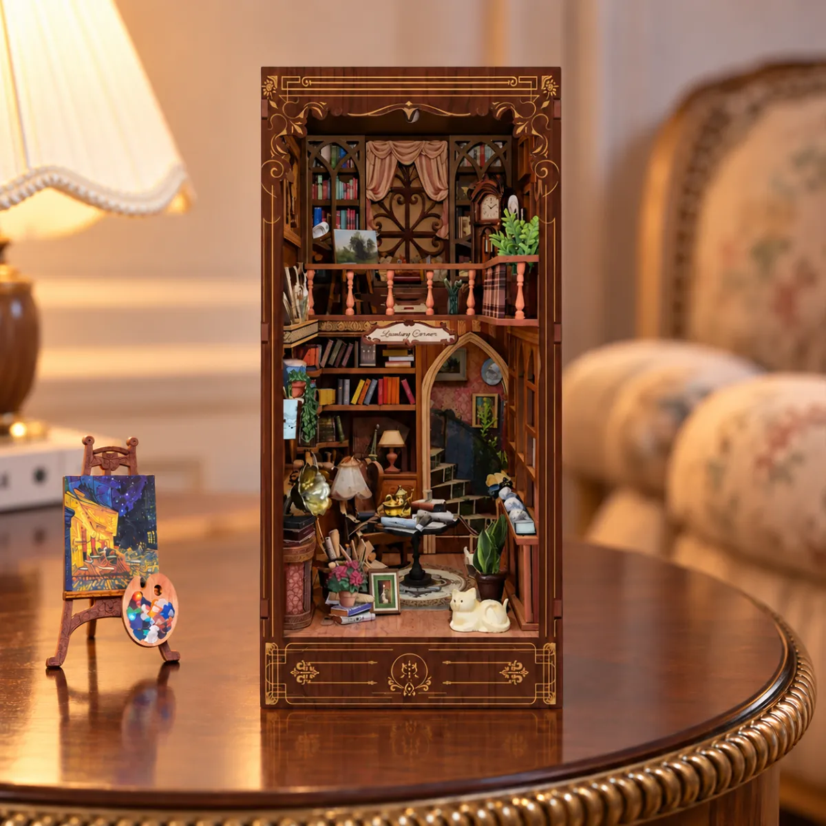 DIY-Buchecken-Set für eine verwitterte Bibliothek mit ausgeschaltetem Licht