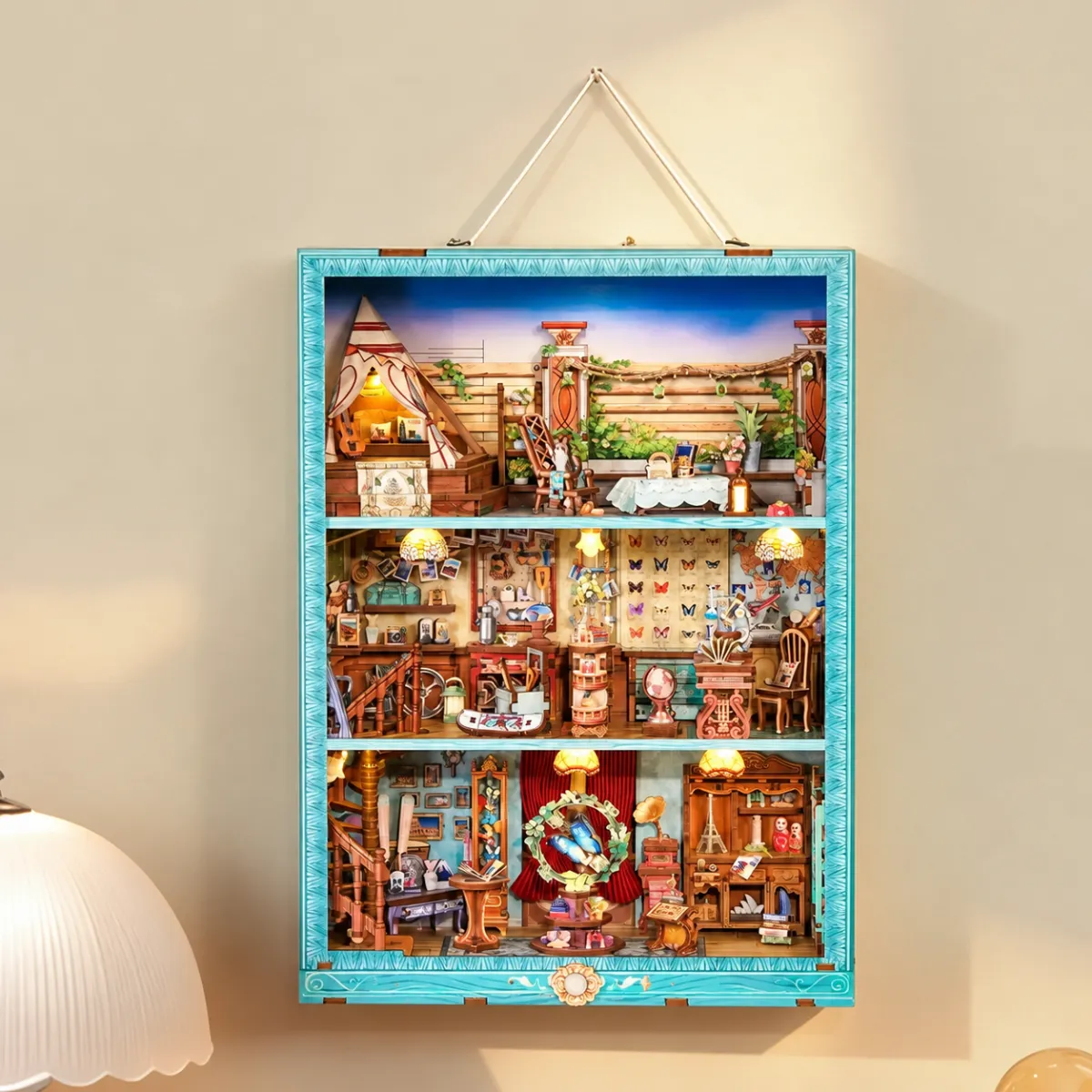 Travel Collector DIY Story Frame Kit|3-in-1 Puzzle Kit with lights on