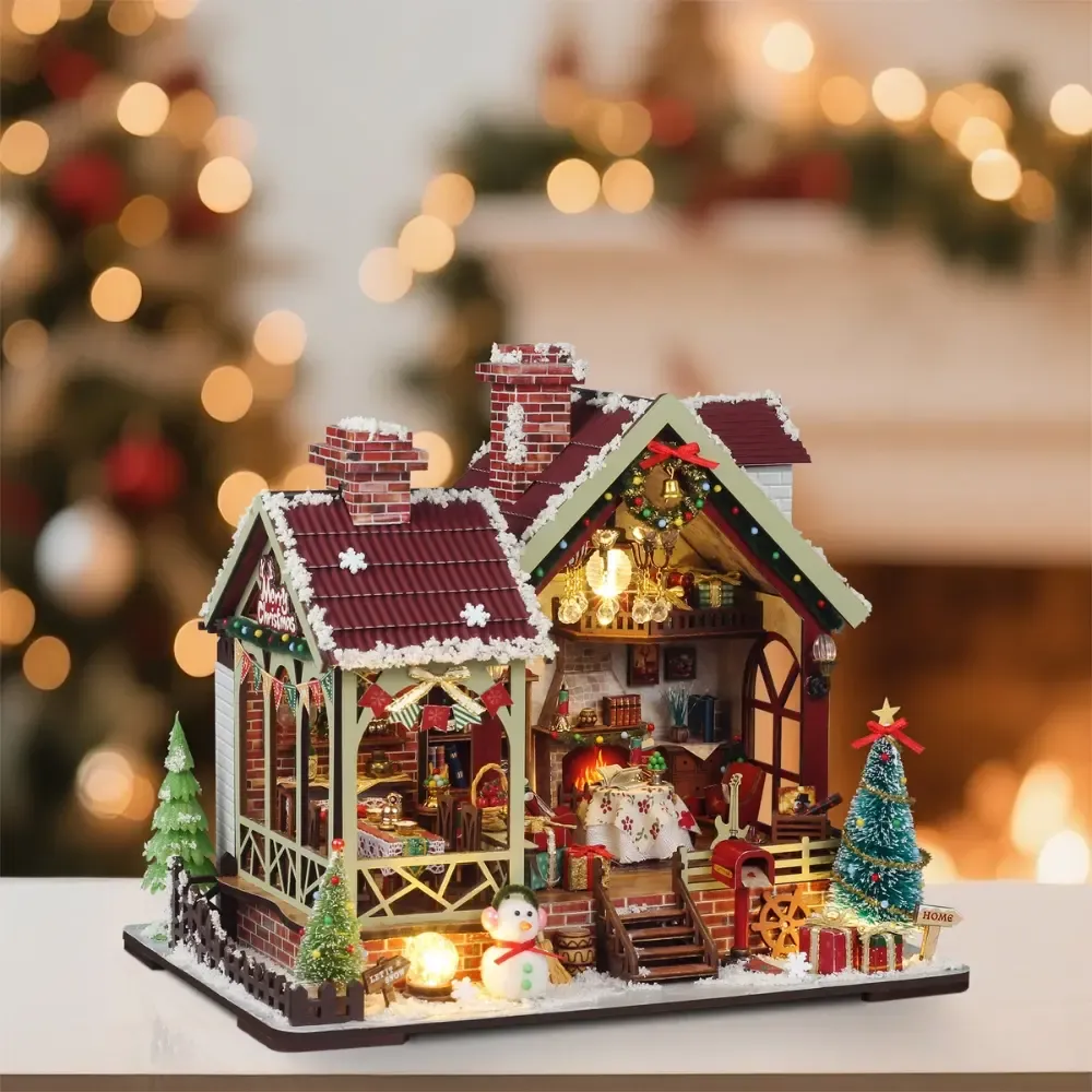Warm Christmas Lodge Mini House Kit DIY Miniature Kit BNW
