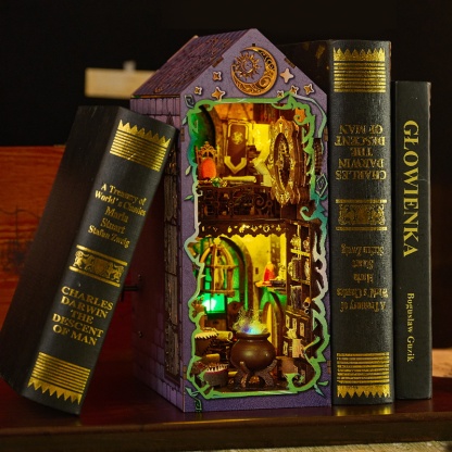 Mystic Theurge’s Hut DIY Book Nook Kit