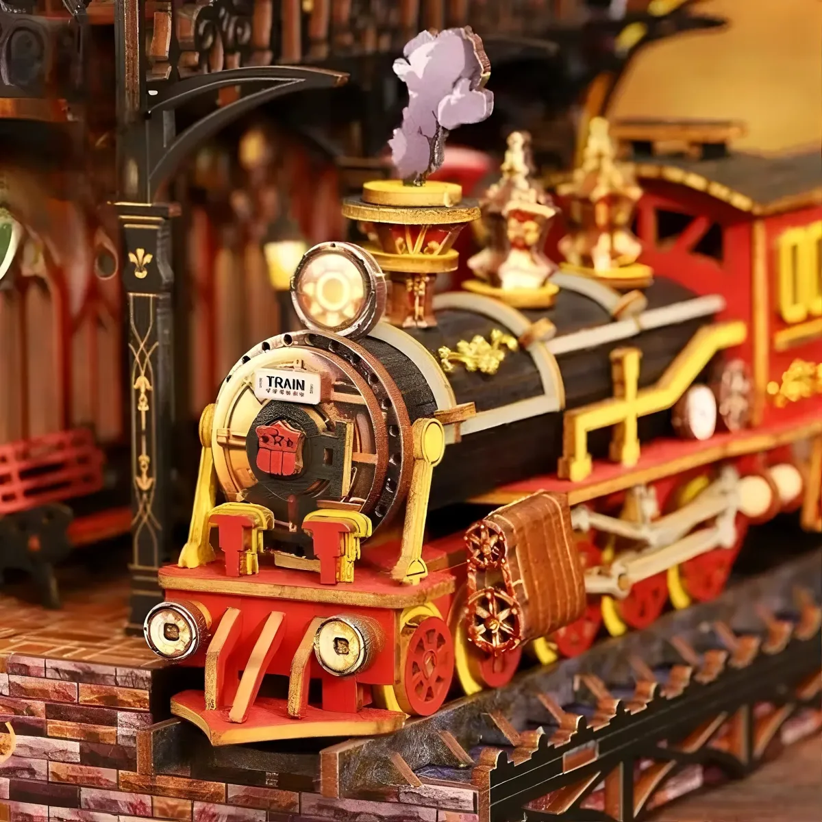 Movable Vintage Steam Train Mini Ornament