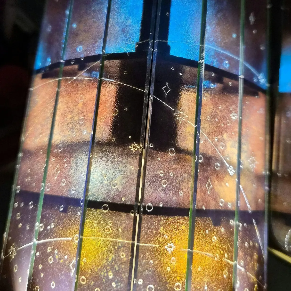Modèle de fenêtre translucide ciel étoilé fantastique