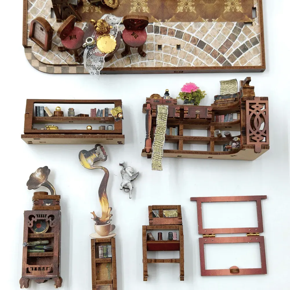Realistic Miniature Accessories