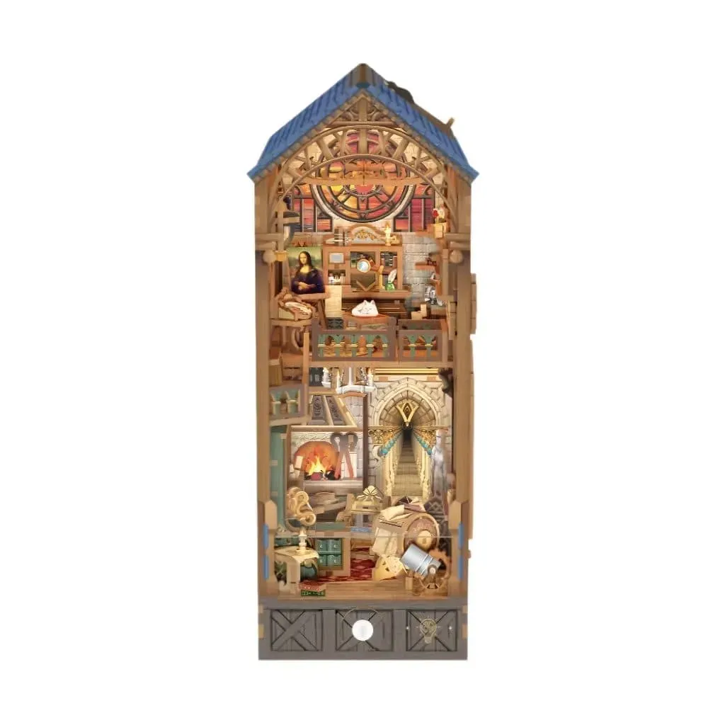 Leonardo da Vinci DIY Book Nook Kit build details