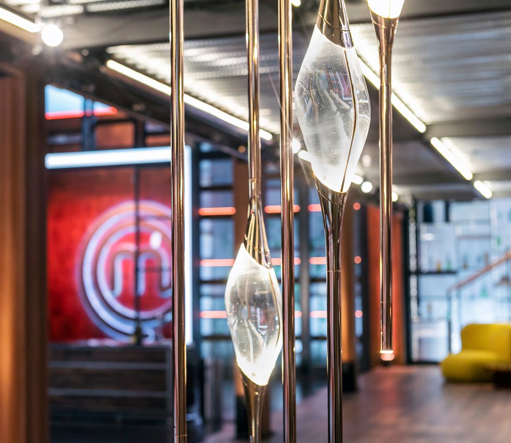 PEZZO  CRYSTAL CHANDELIER 21''H