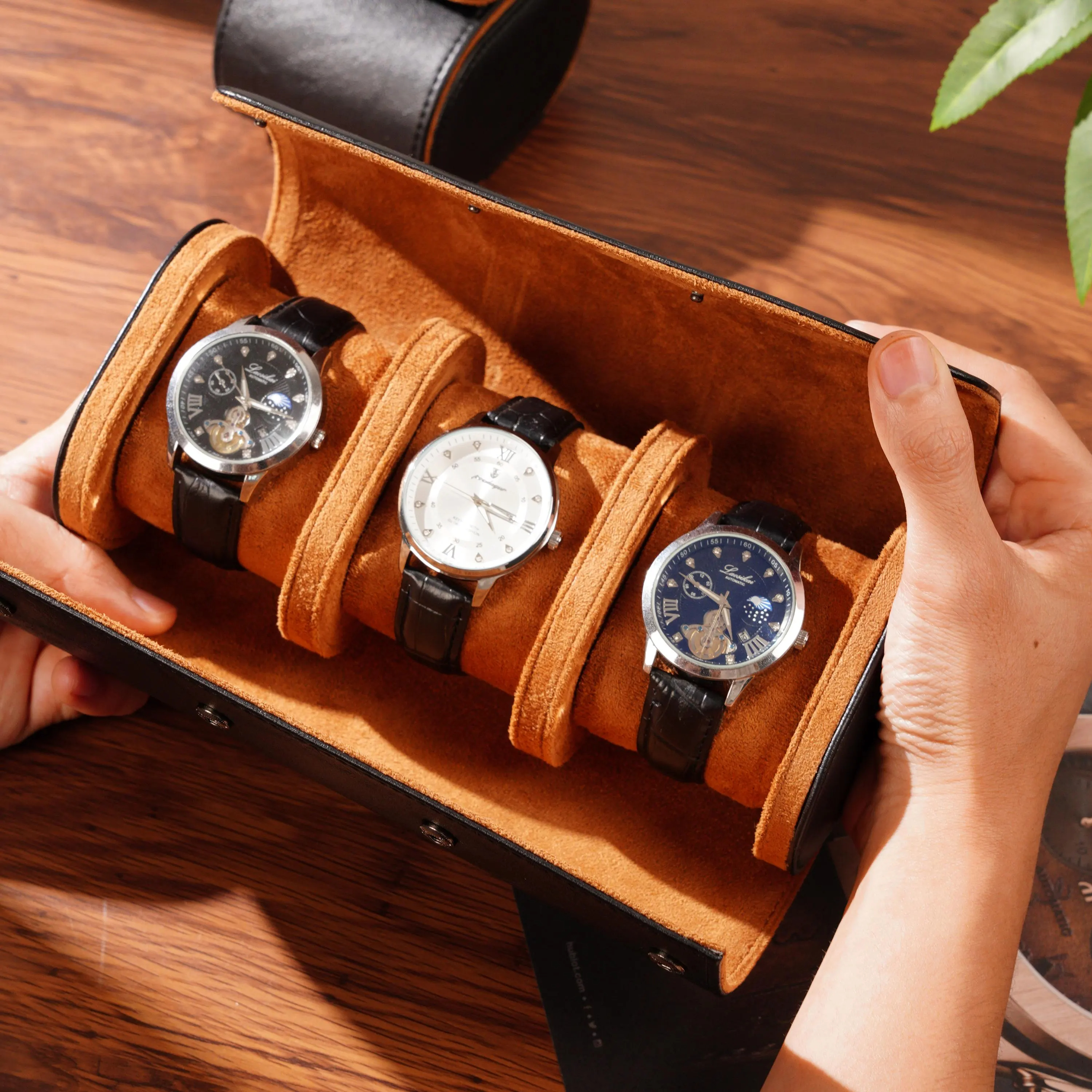 Personalized Leather Watch Roll