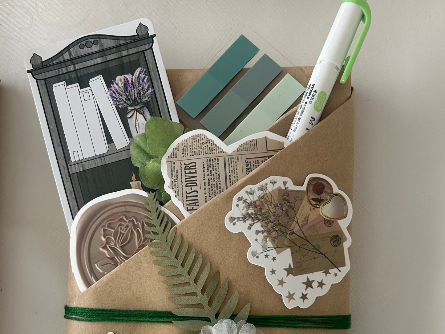 📚💕Blind Date with a Book - 🎁Bookish Gifts