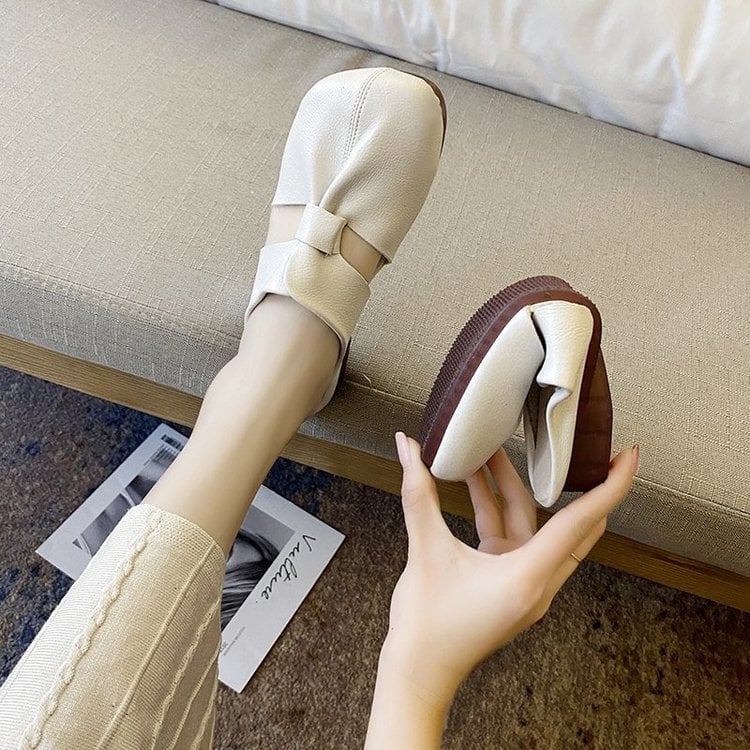Hot SaleCut Out Design Flat Mules
