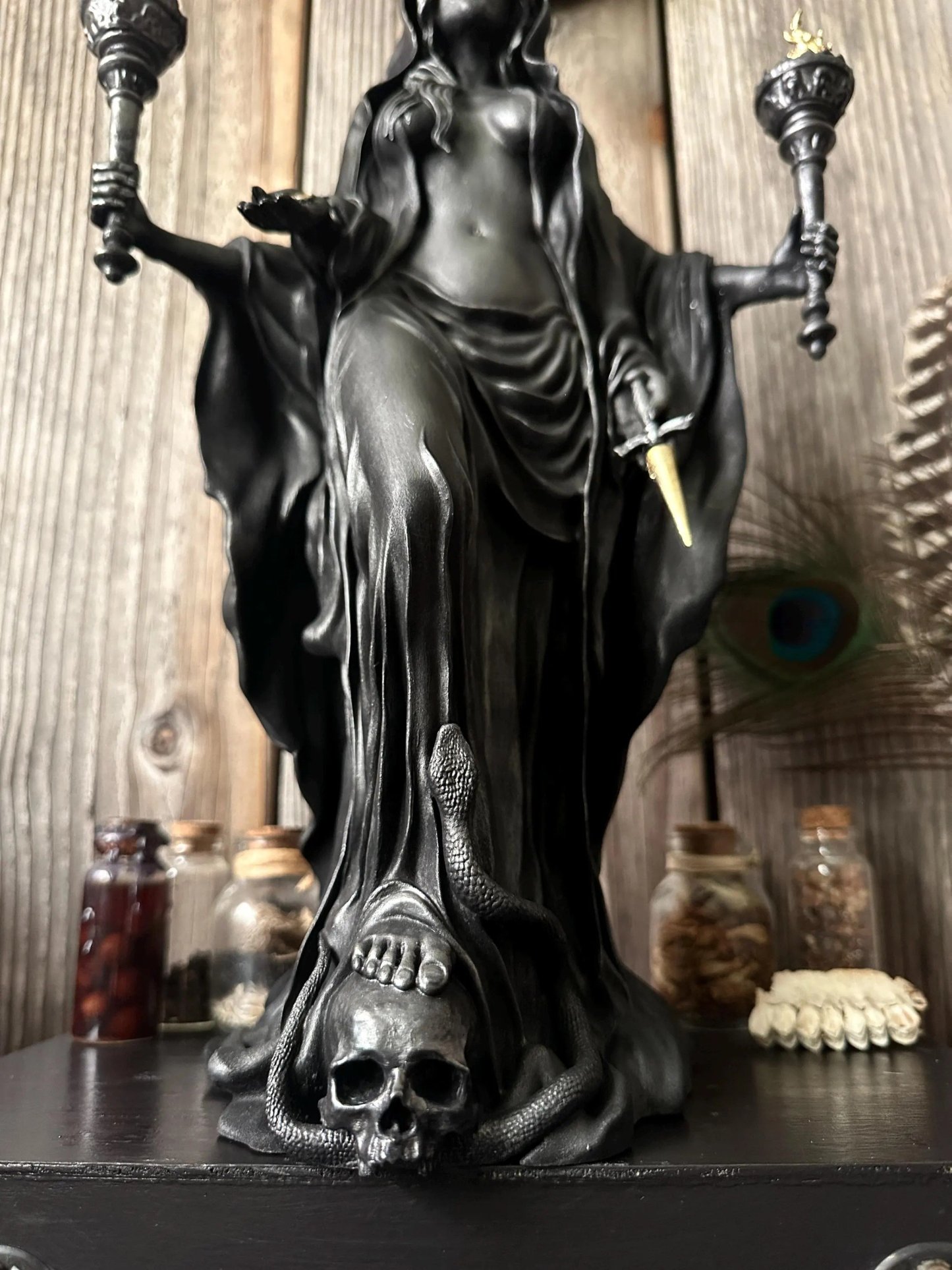 🔥Last Day 60% OFF🔮Hekate Niktipolos, The Witch of The Night🧙‍♀️