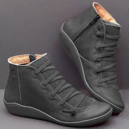 Comfortable handmade leather foot support boots