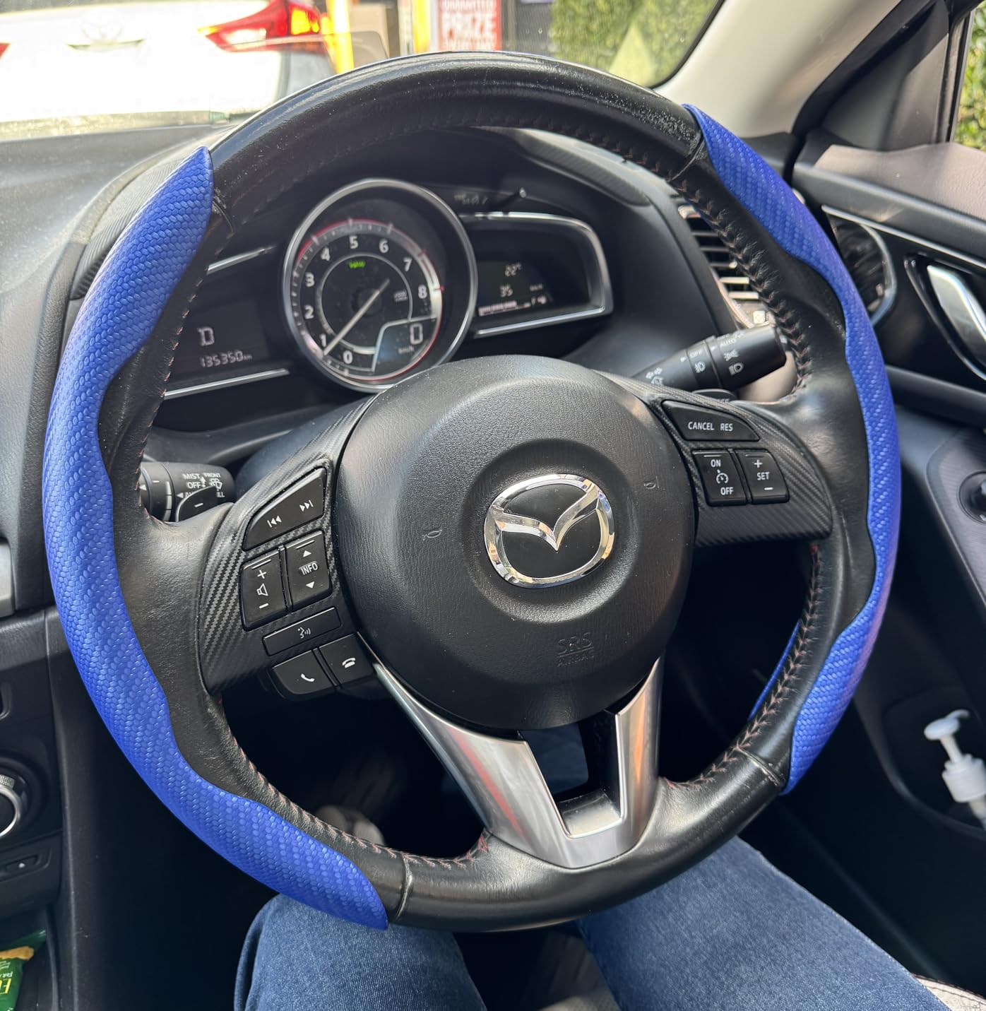 aurovault.com - Carbon Fiber Silicone Anti-Slip Car Steering Wheel Cover Universal Fit