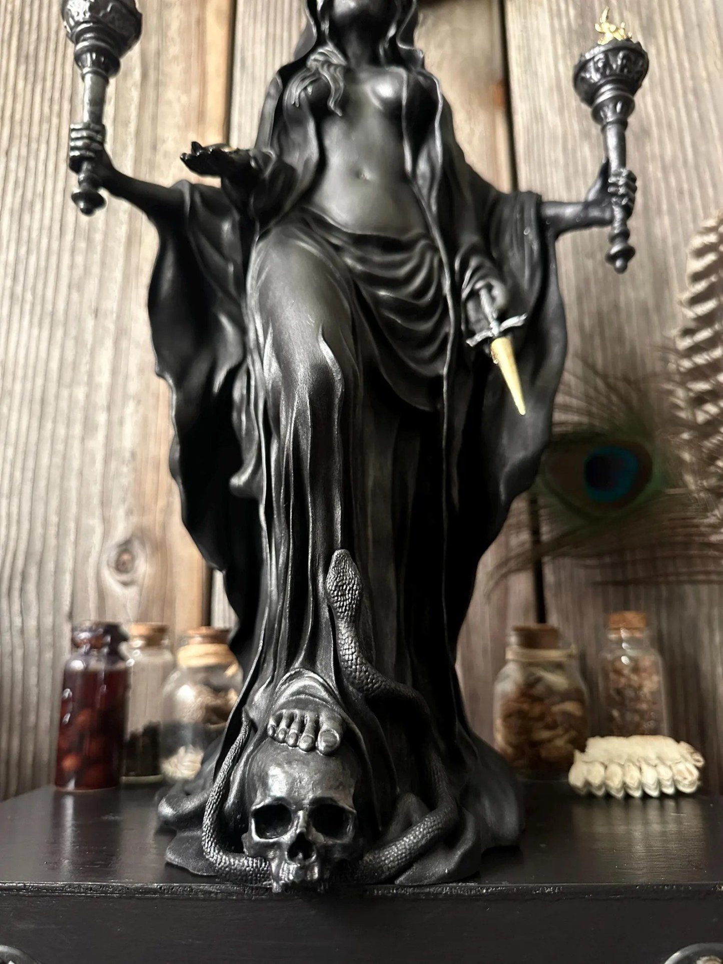 🔥Last Day 60% OFF🔮Hekate Niktipolos, The Witch of The Night🧙‍♀️
