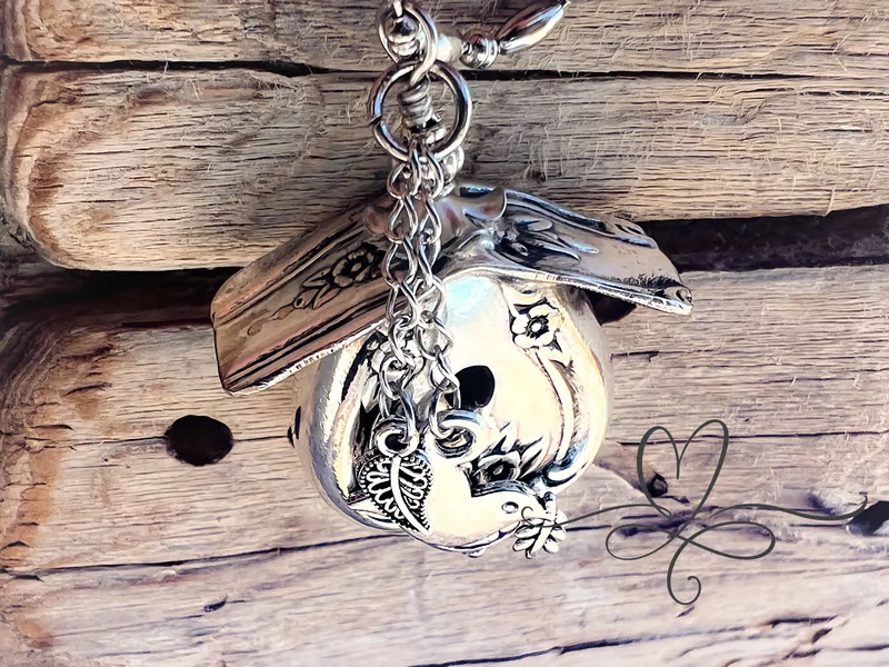 🔥Father's Day Sale: - 🐦Birdhouse Necklace • The 1951 "Magnolia" Silverware Birdhouse💯Sterling Silver✨🎉-Festivesl