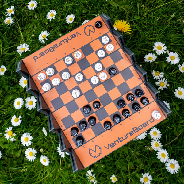 6-Inch Magnetic Chess Set – The Ultimate Portable Game for Chess Lovers! ♟️✨