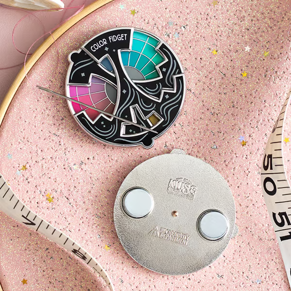 🌈Color Fidget Enamel Pin