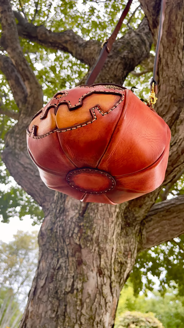 🔥Last Day 49% OFF - 🎃The Great Purely handmade leather Pumpkin Bag(✨Same as in the video)