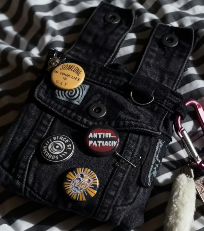 🔥LAST DAY 50% OFF - 🖤Handcrafted Punk Denim Waist Bag (✨Same as in the video)