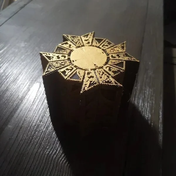 Working Lemarchand's Lament Configuration Lock Puzzle Box from Hellraiser-Festivesl