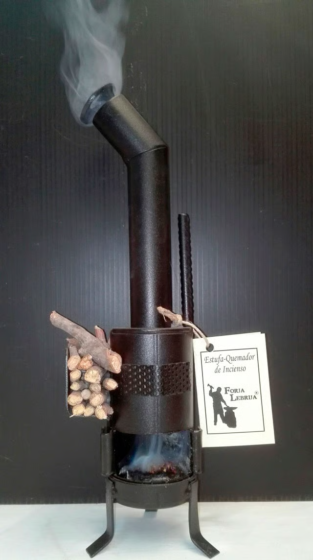 Mini Decorative Stove – Handmade, Rustic Charm