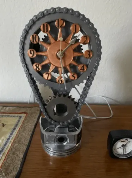 🎄CHRISTMAS BIG SALE - SMALL BLOCK TIMING CHAIN CLOCK, MOTORIZED, ROTATING-Festivesl