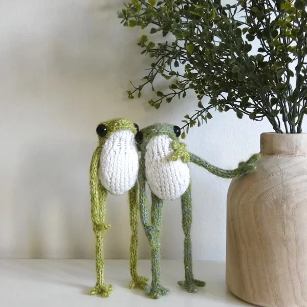Last Day 49% OFF - Hand-Crochet Frog DIY Kit-Festivesl