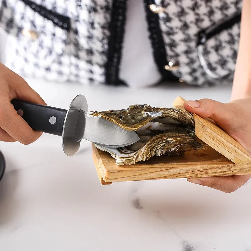 Does not hurt hands-Oyster shucking clamp-Festivesl