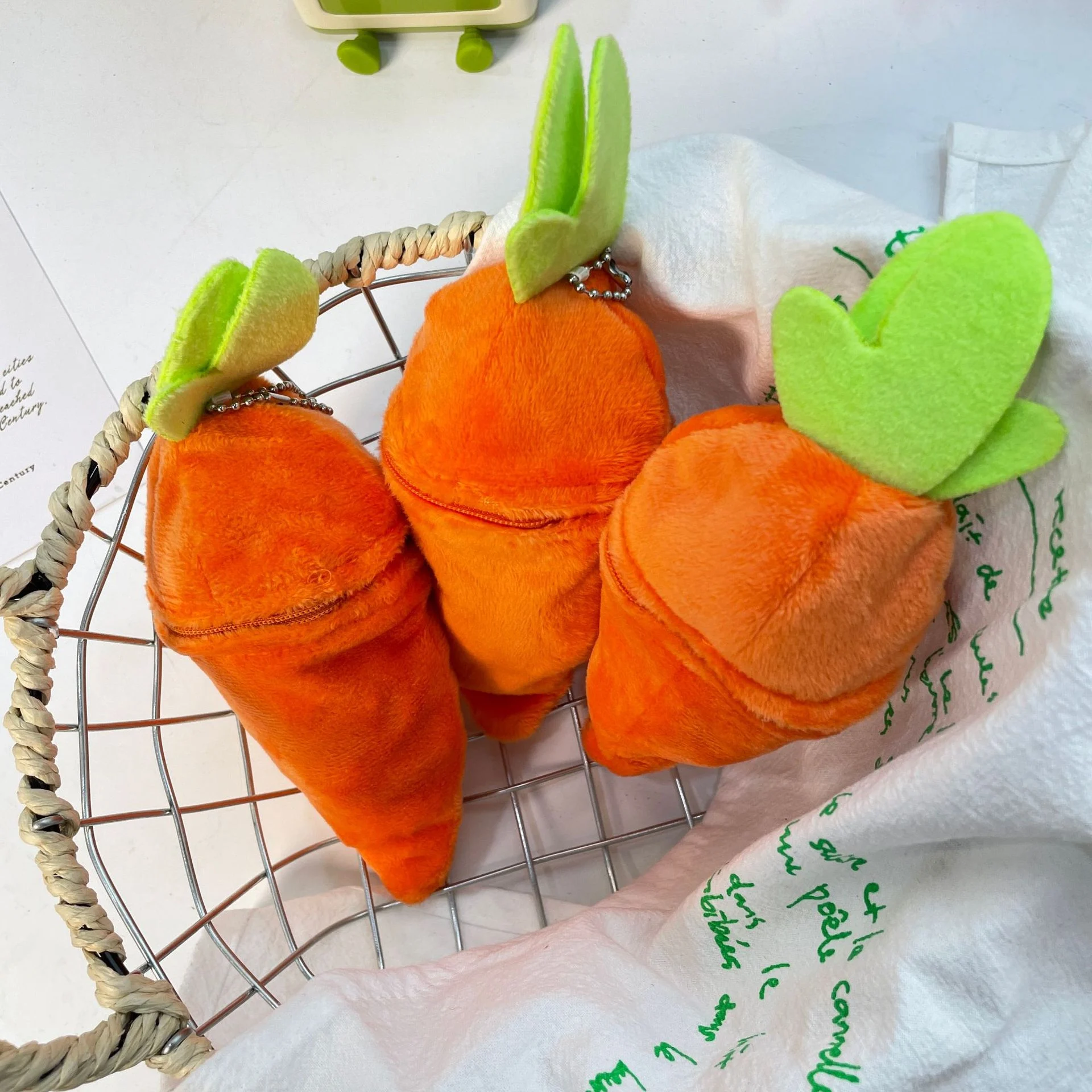 🐰Soft Plush Rabbit-Carrot Easter Decoration-- Bag Pendant, Key Pendant🥕-Festivesl