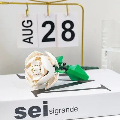 🌹🌹Roses that are always full of romance and love will not wither🌹-Festivesl