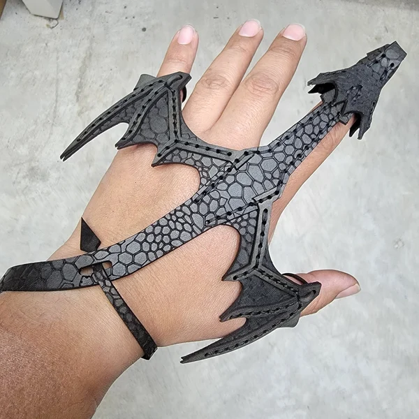 Handmade. Leather Hand Dragon bracelet🐲